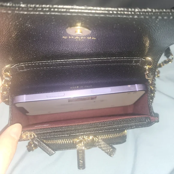 Brand new 23P authentic Chanel business affinity clutch with chain - Picture 17 of 17